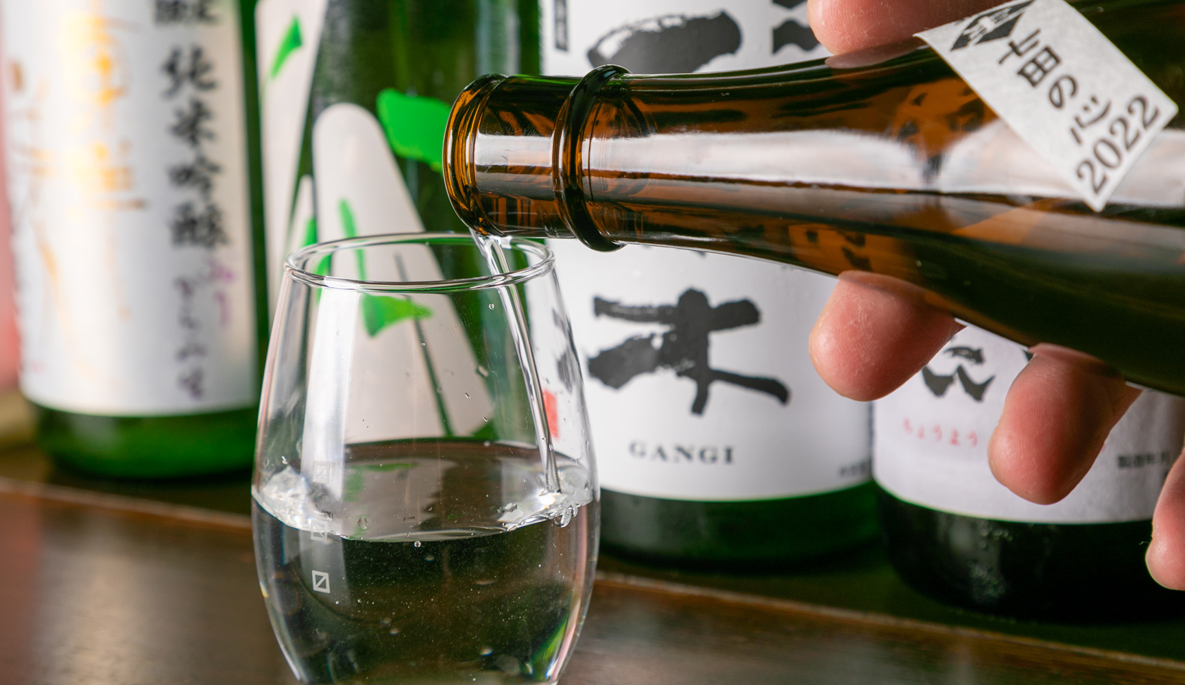 日本酒の取り揃えは常に70種類以上